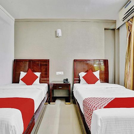 Hotel O Aec Residency Марарикулам Экстерьер фото