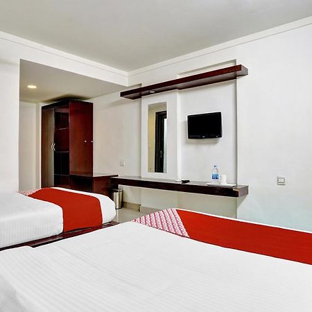 Hotel O Aec Residency Марарикулам Экстерьер фото
