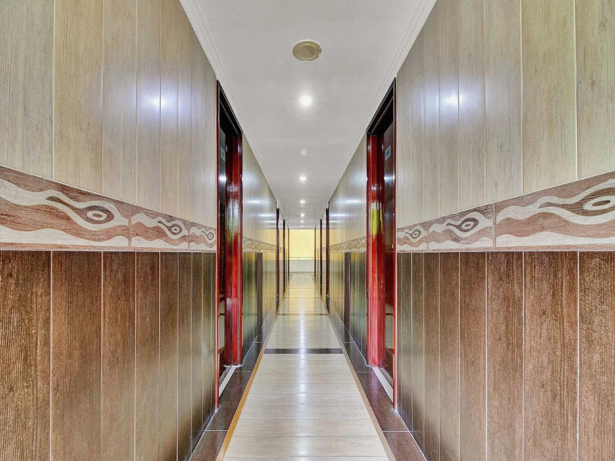 Hotel O Aec Residency Марарикулам Экстерьер фото
